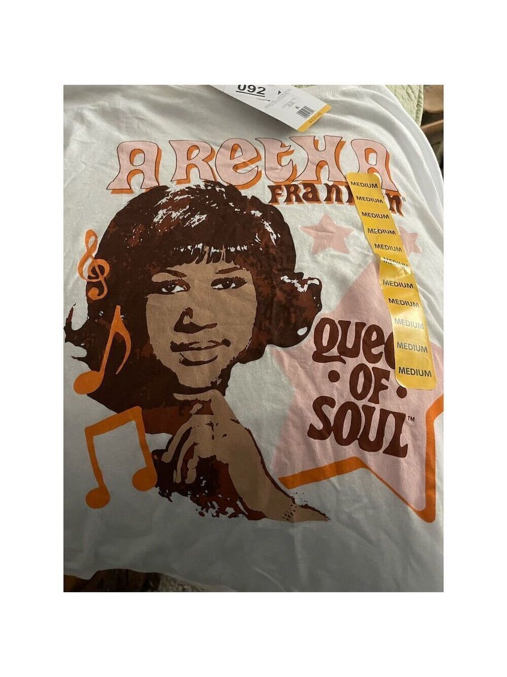 Aretha Franklin "Queen of Soul" Graphic Tee Unisex M White Casual Shirt - Picture 3 of 3